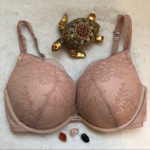VICTORIA’S SECRET LACE BRA